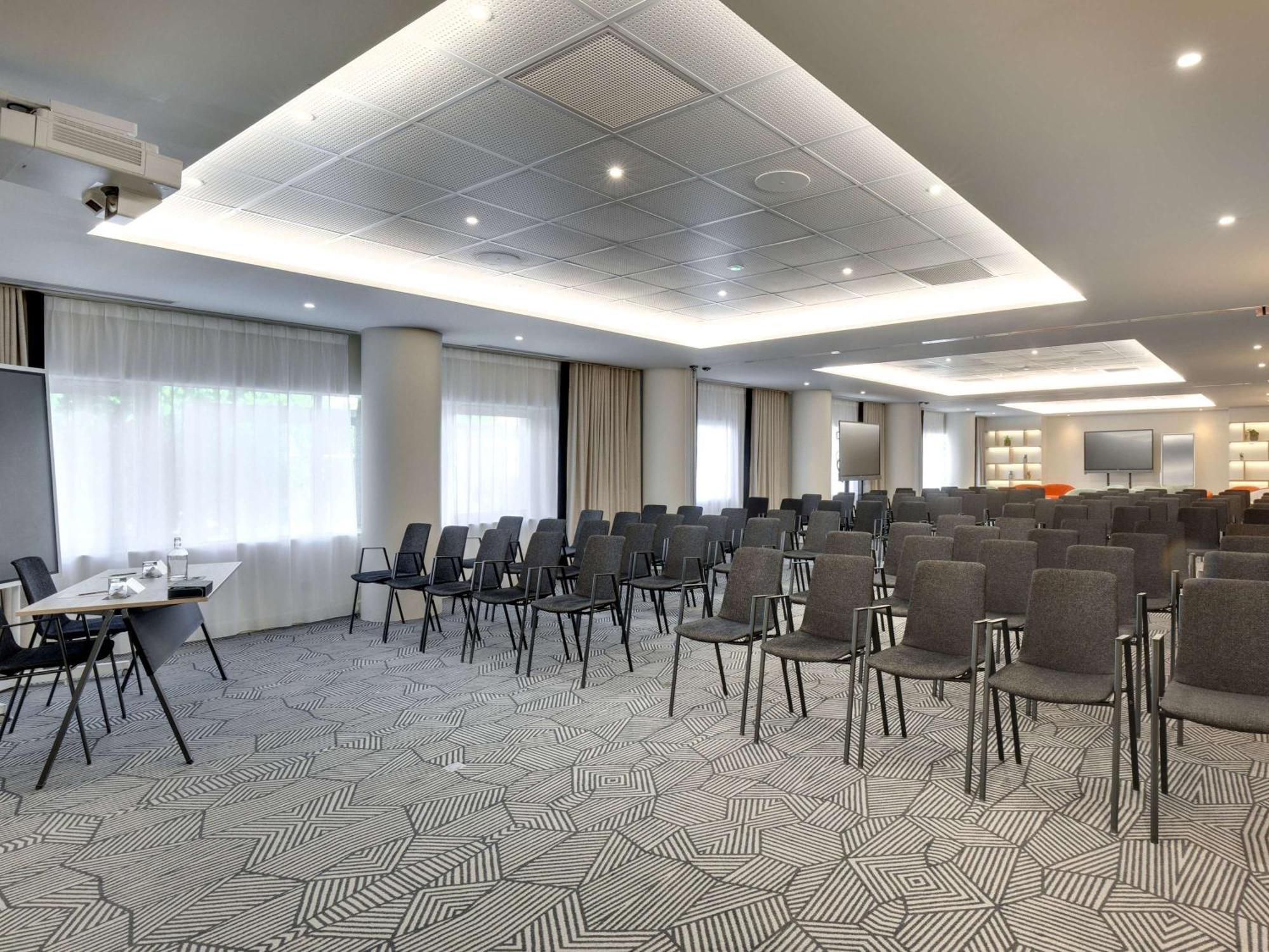 Pullman La Pleiade Montpellier Centre Otel Dış mekan fotoğraf